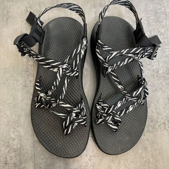 Chaco Z Cloud 2‎ Adjustable Strap Outdoor Sandal Black Women’s Size 8 - Picture 1 of 5